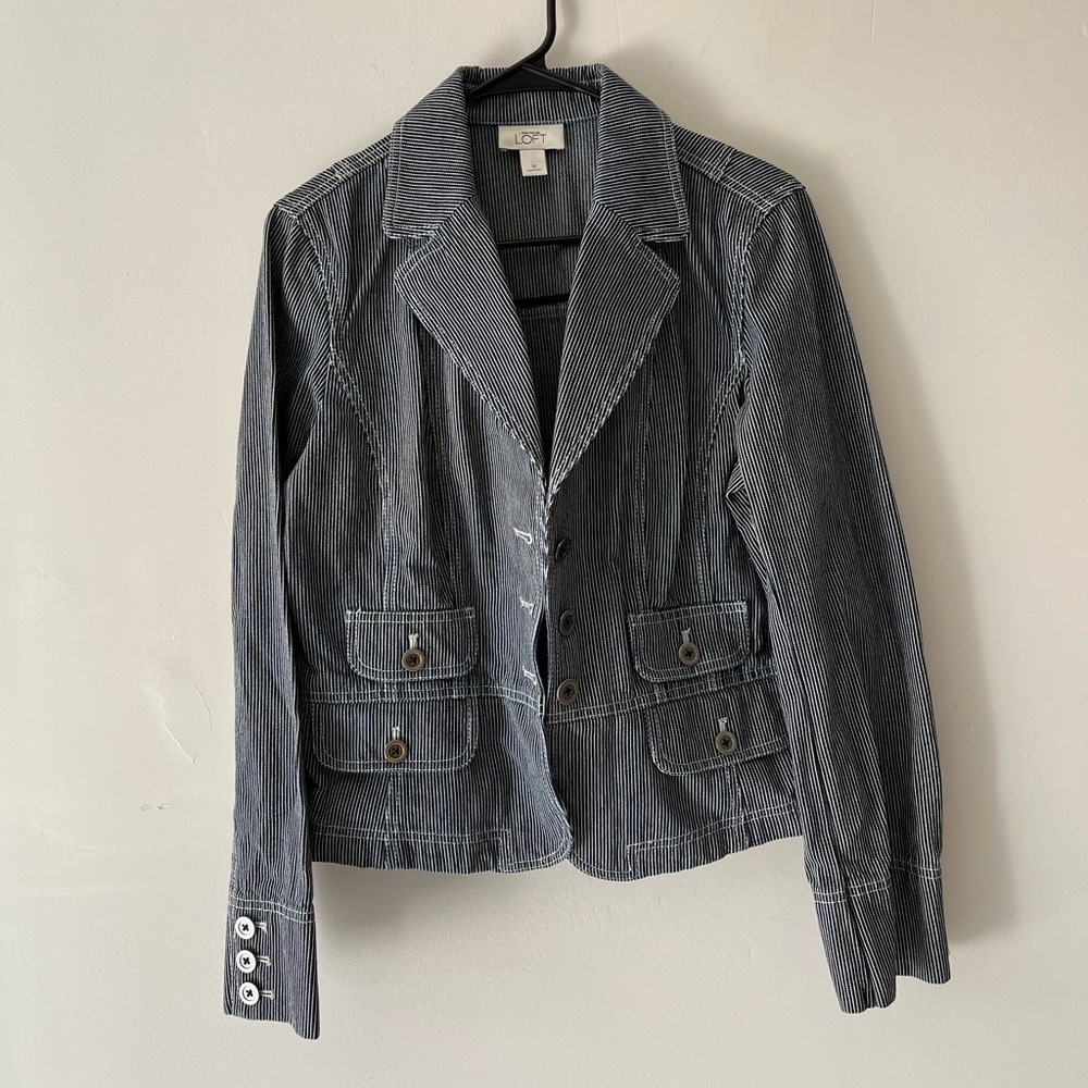 Ann Taylor Loft  size12 stripewhite blue color100% cotton jacket coat blazer top